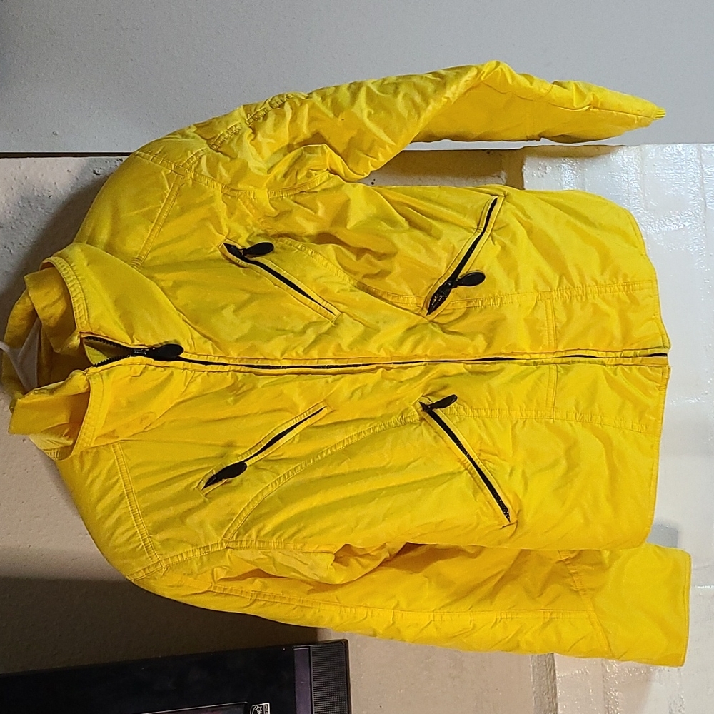 Yellow CB sport 💛 jacket